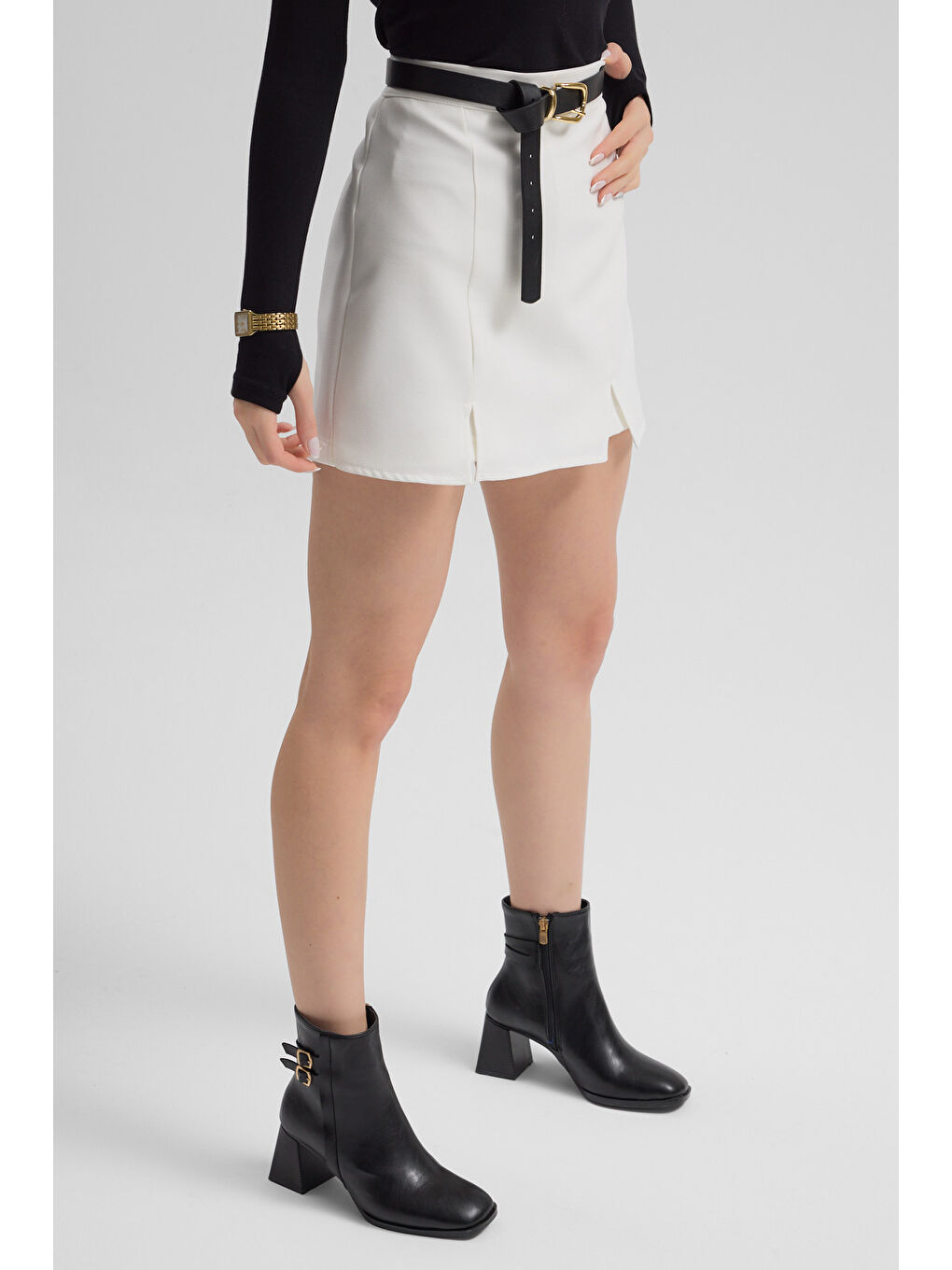 Kadın Siyah Cilt TPU Taban Çift Tokalı Sivri Burunlu Fermuarlı Topuklu Bot-1