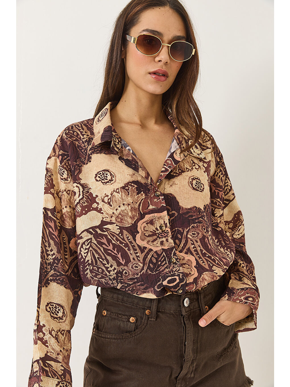 Kahverengi Kadın Desenli Oversize Vintage Gömlek-1