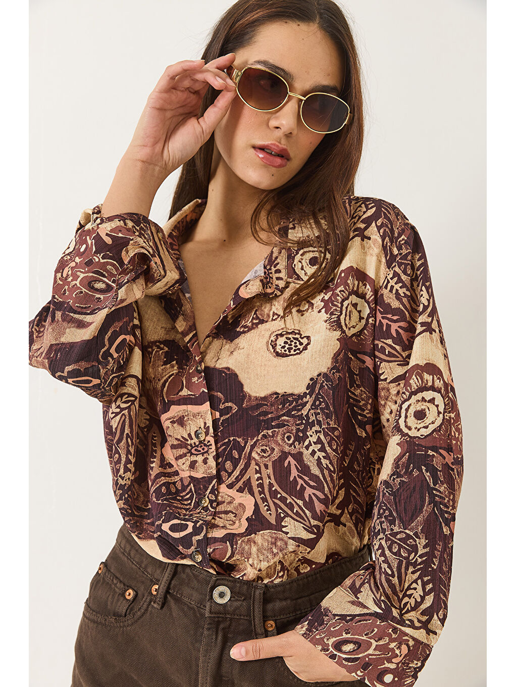 Kahverengi Kadın Desenli Oversize Vintage Gömlek-3