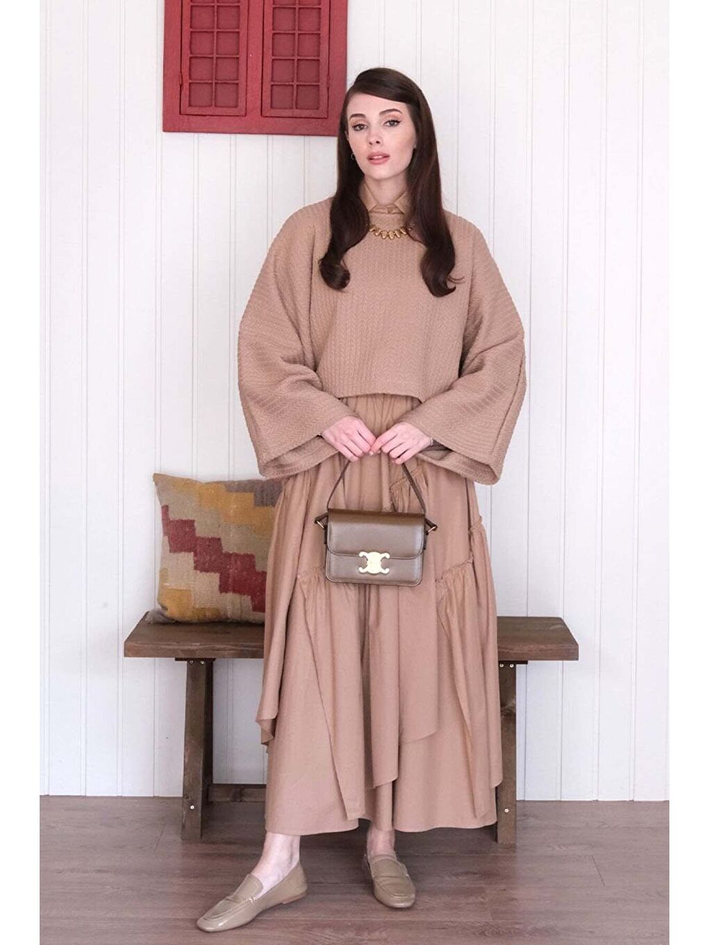 Bej Karamel Yarasa Kol Triko Crop Karamel Kat Detay Bohem Etek-4