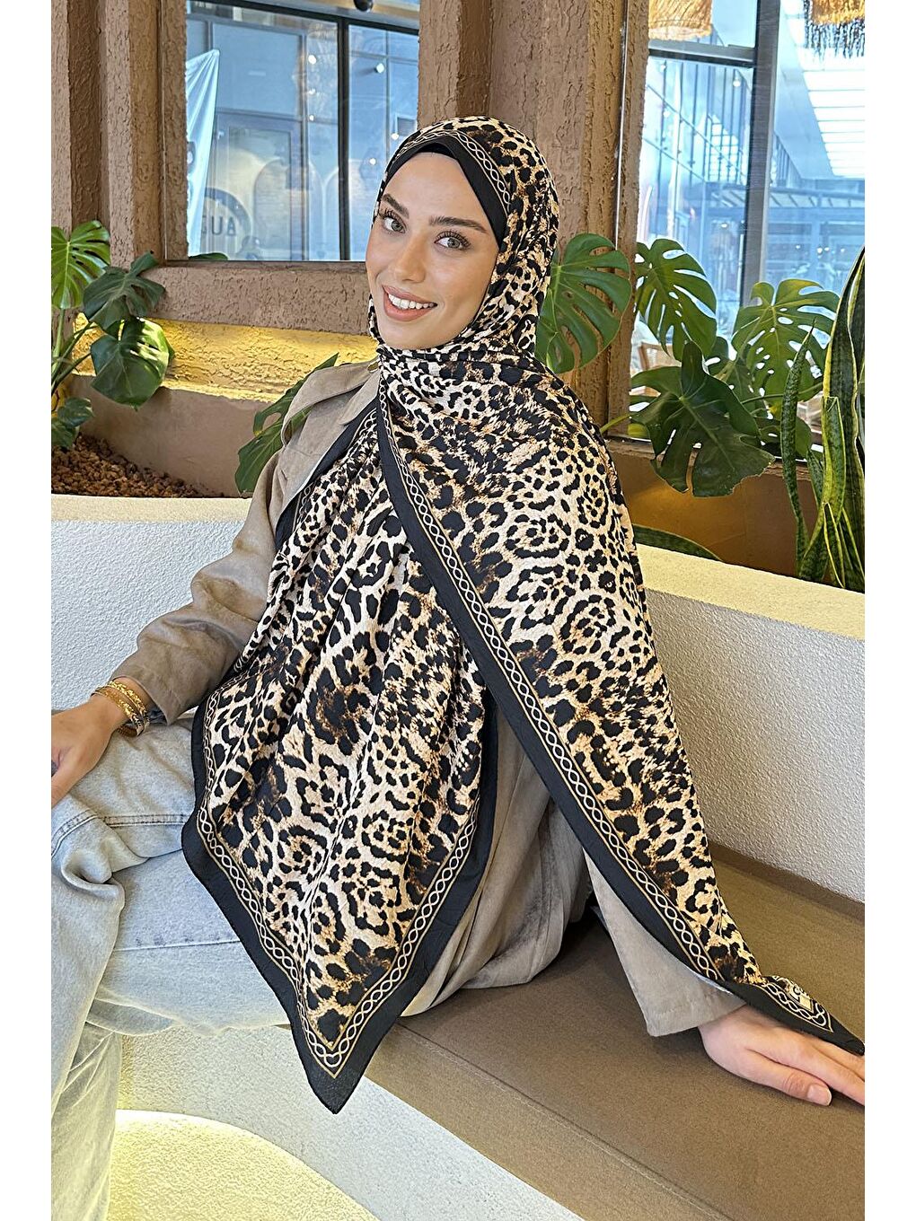 Leopar Desen Bambu Şal Siyah Bej