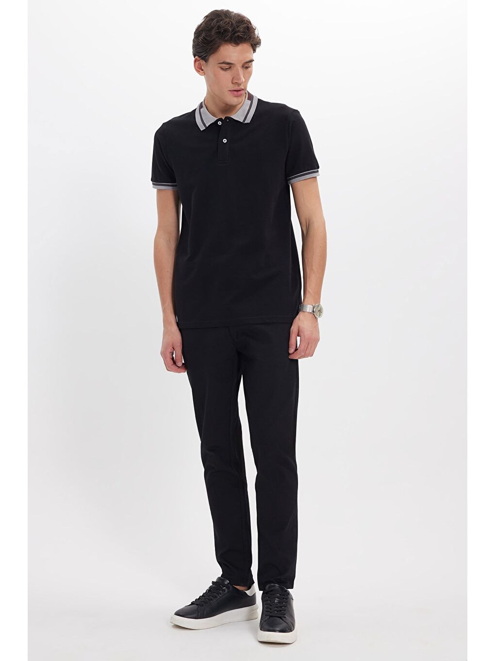 Erkek Slim Fit Dar Kesim %100 Pamuk Düz Pike Yaka Ve Kol Detaylı Siyah Polo Yaka Tişört-1