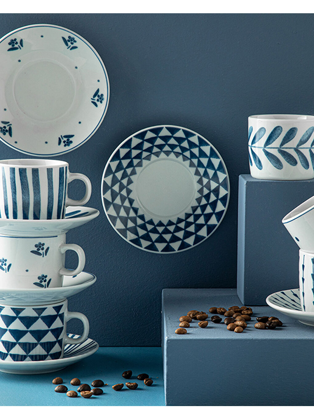 Desirable Porselen 4 Parça 2 Kişilik Kahve Fincan Takımı Lacivert-2