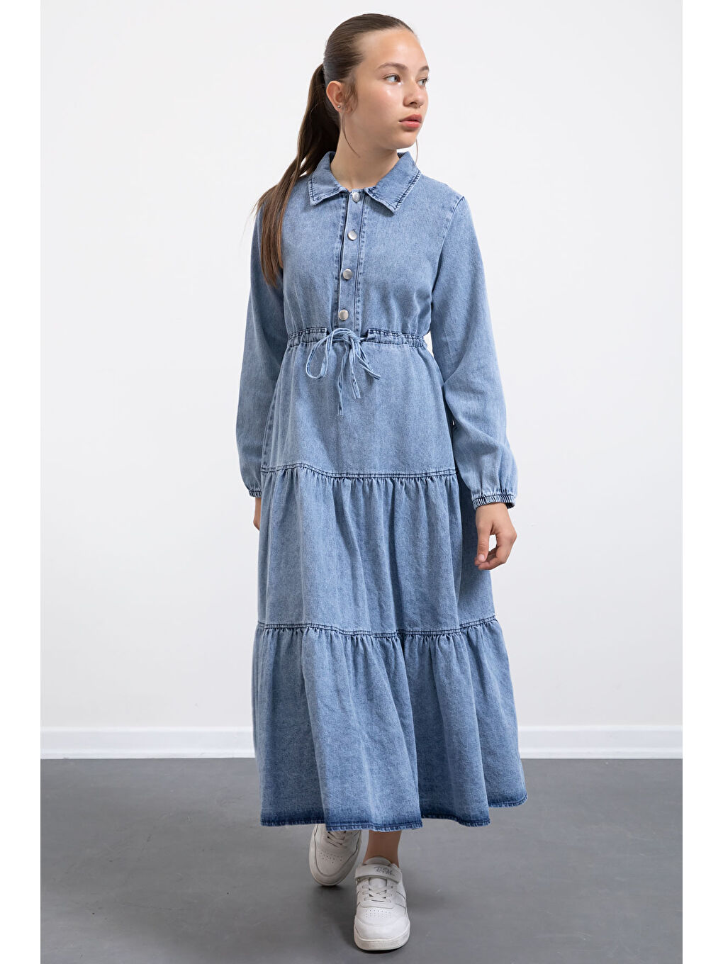 Mavi Uzun Kesim Kuşaklı Kız Çocuk Pileli Jean Elbise 21136-2