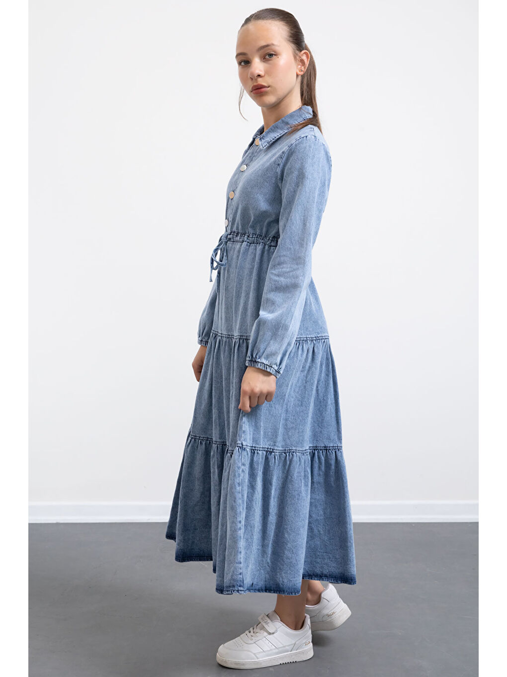 Mavi Uzun Kesim Kuşaklı Kız Çocuk Pileli Jean Elbise 21136-4