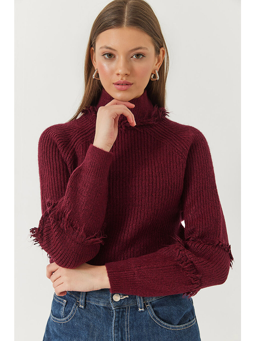 Bordo Kadın Yaka ve Kol Saçaklı Triko Kazak