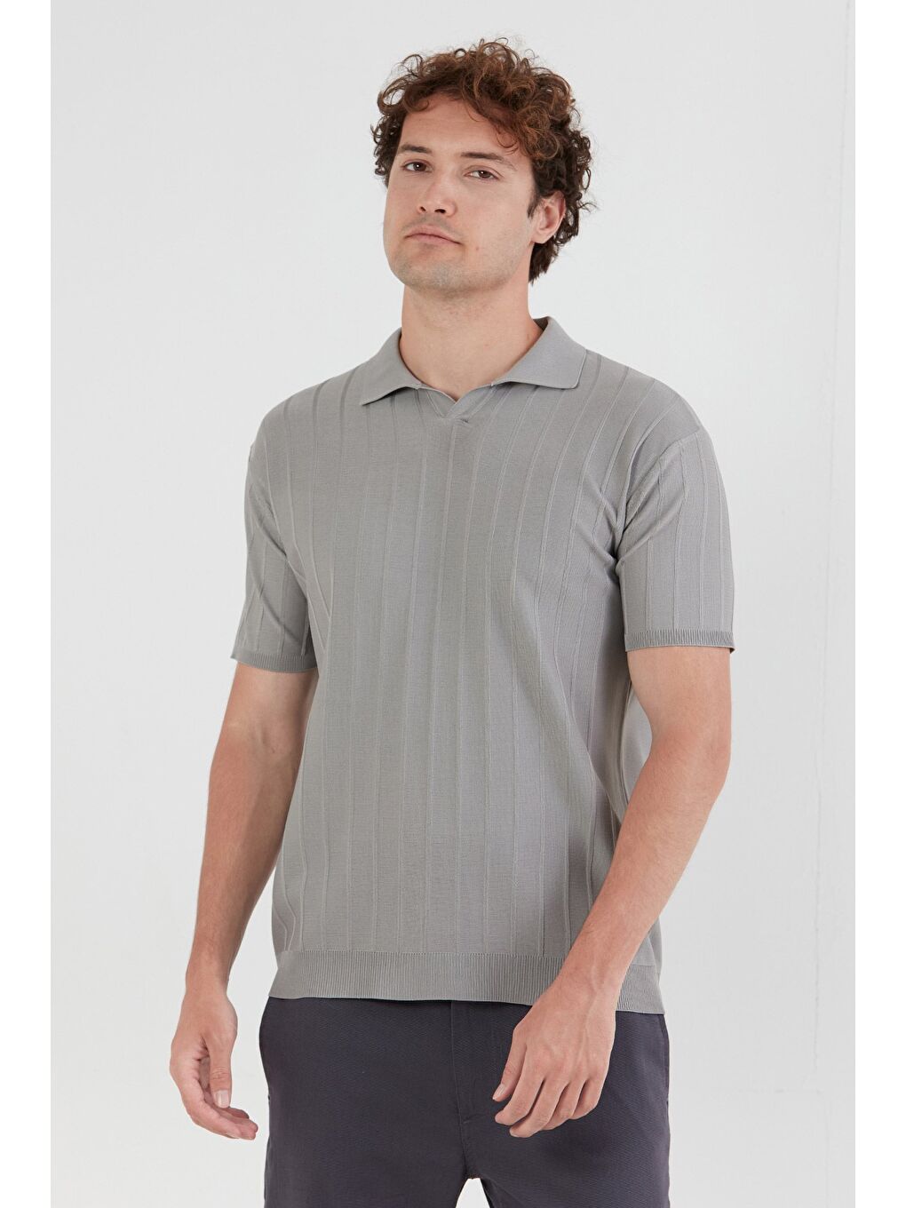 Gri Şeritli Polo Yaka Triko Tişört-2
