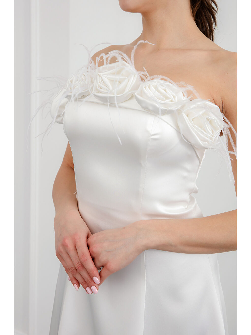 Kadın Beyaz Gül Detaylı Midi Söz Nişan Nikah Abiye Elbise-3