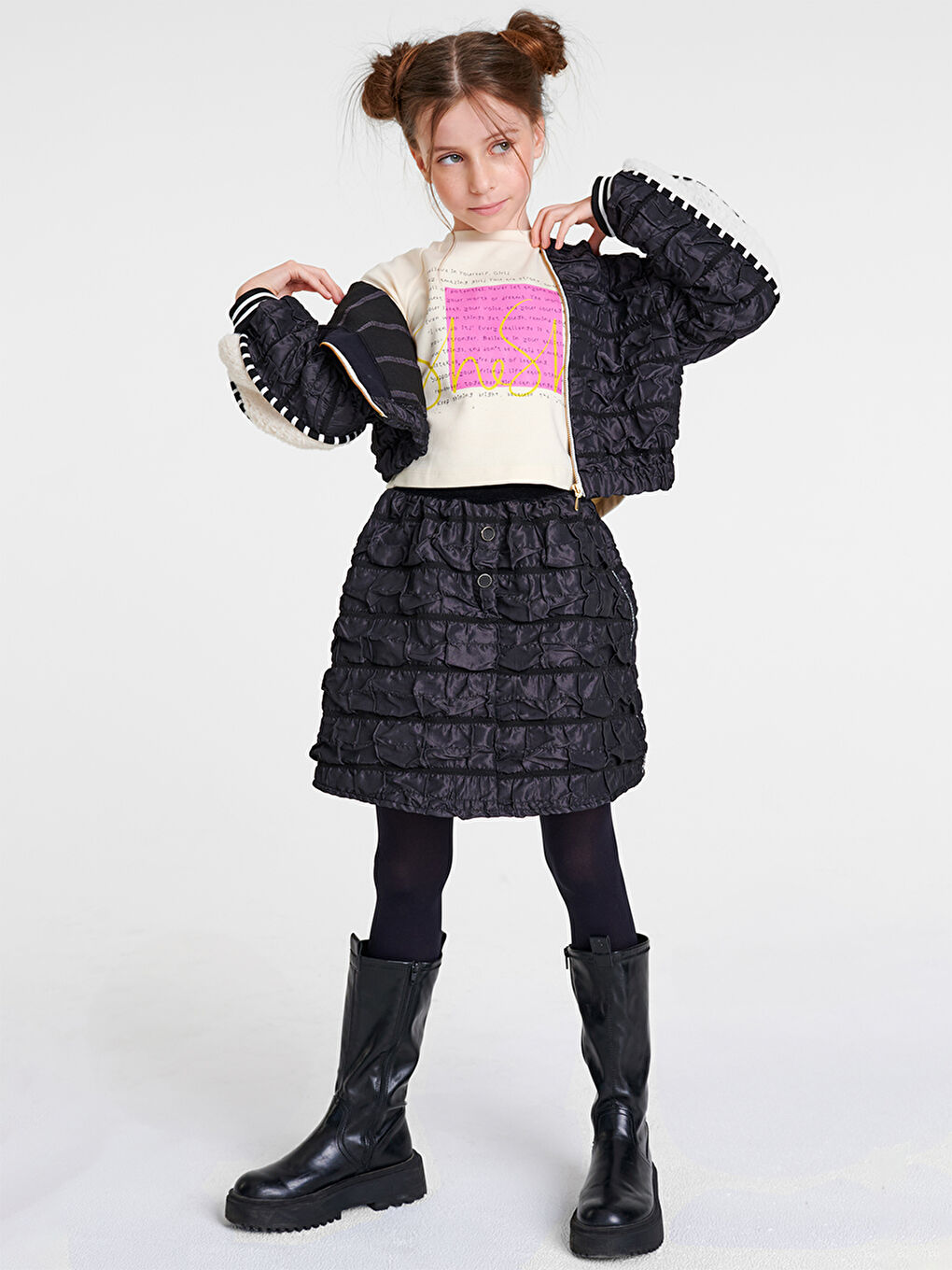 Bej Siyah Beyaz Kapitone Rahat Takım