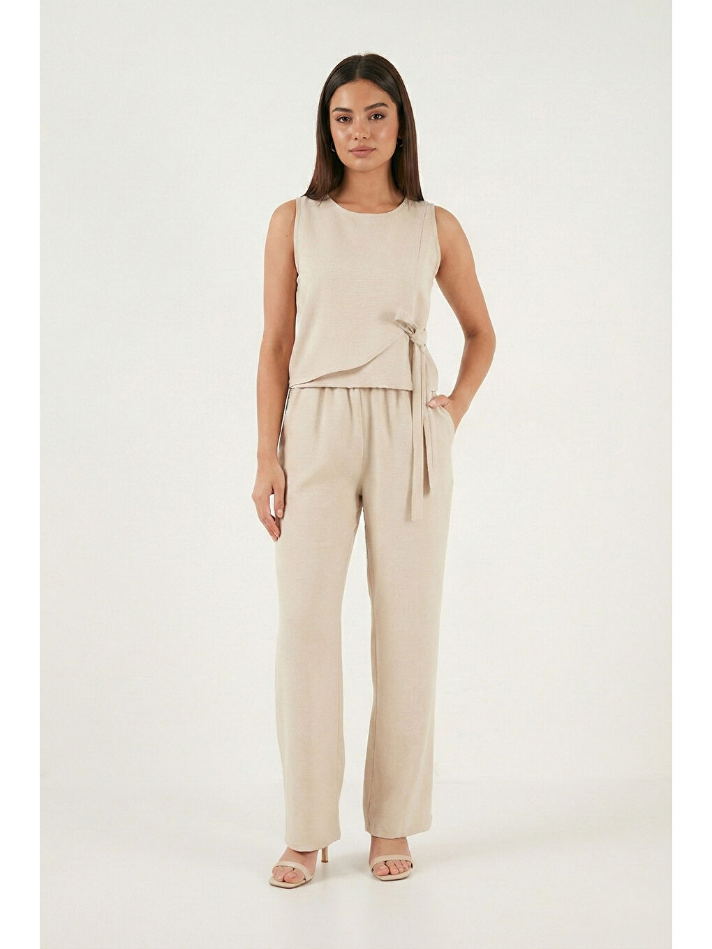 Bej Regular Fit Bağlama Detaylı Bisiklet Yaka Kadın Takım 5866466-1