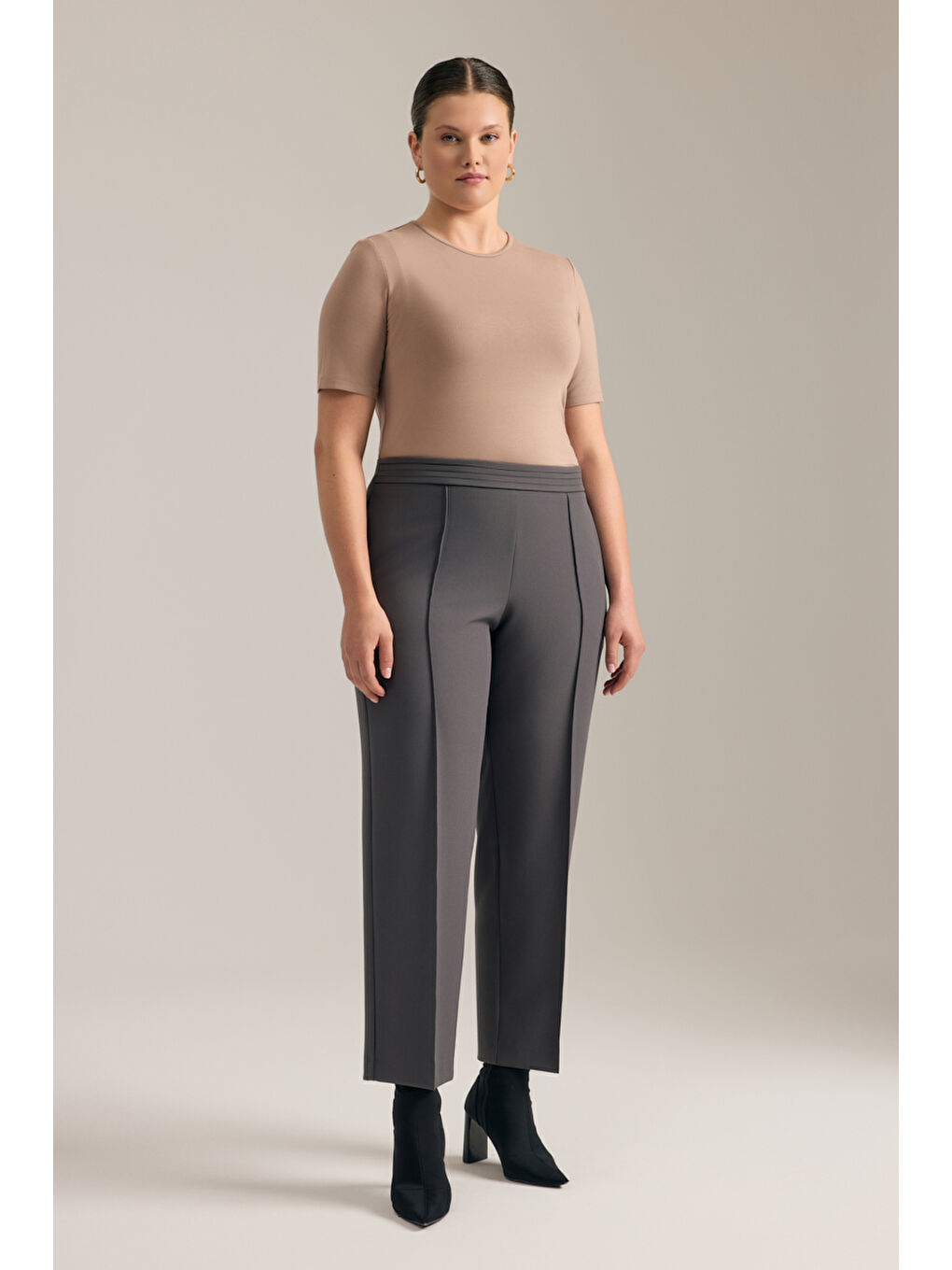 Antrasit Kemeri Pile Detaylı Pantolon-1
