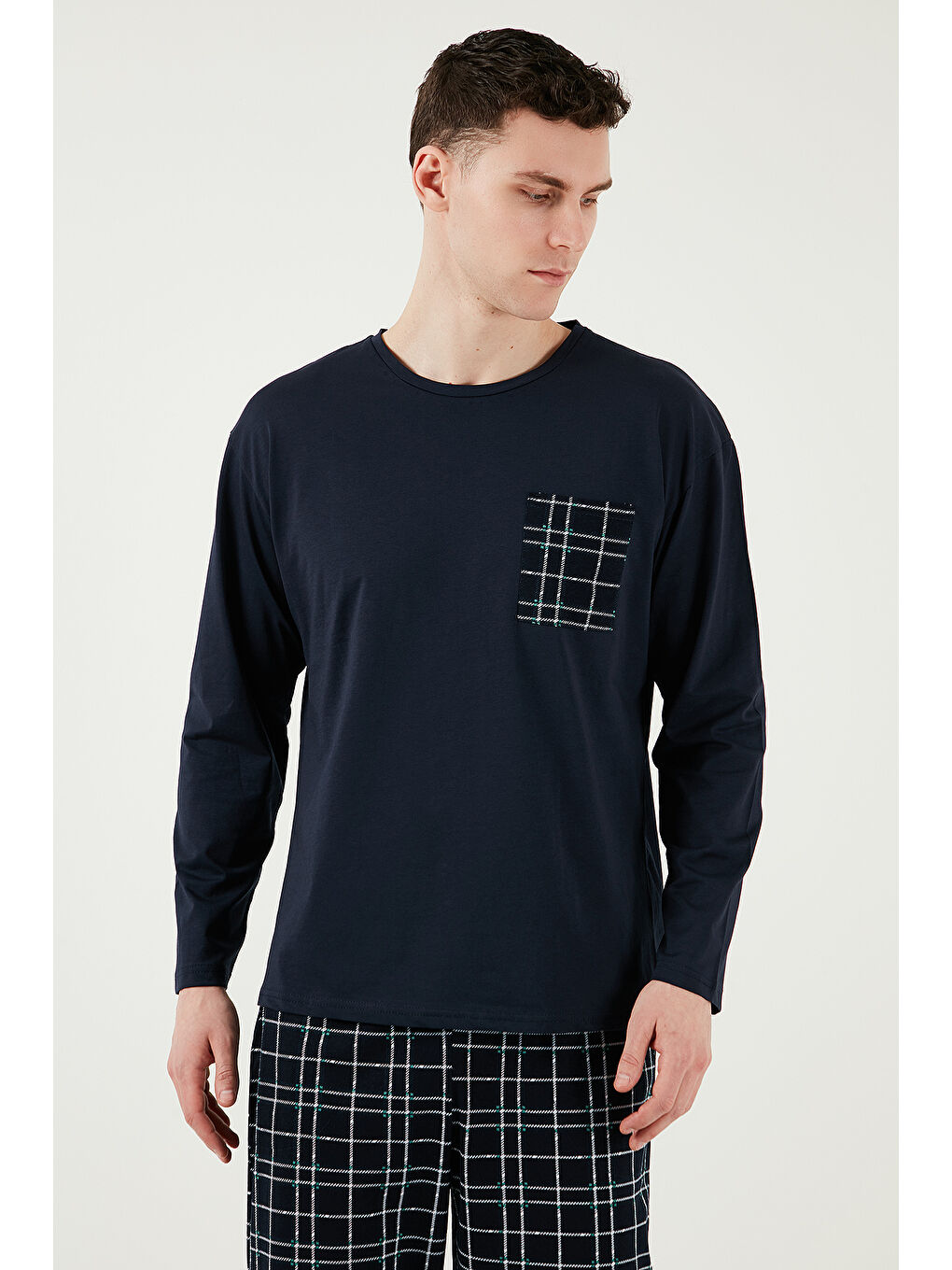 Lacivert Ekoseli Cepli Beli Lastikli %100 Pamuk Regular Fit Erkek Pijama Takımı 6572001-5