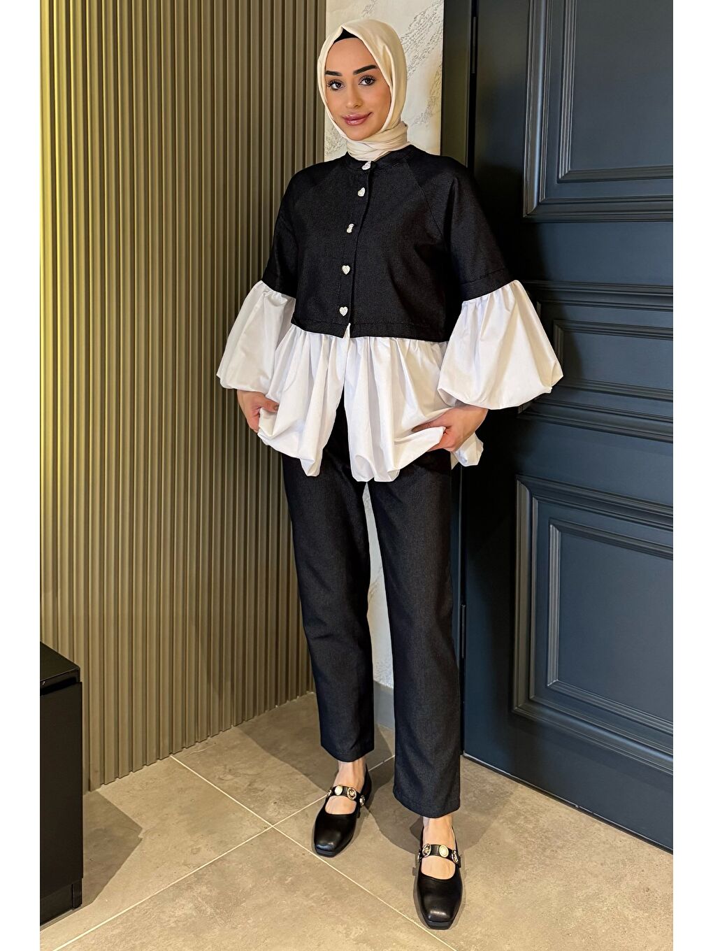 Siyah Balon Kol Garnili Taşlanmış Jean Tunik Pantolon Tesettür İkili Takım-1