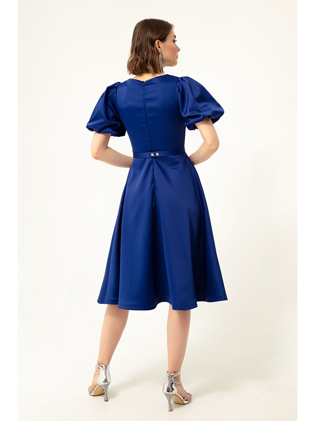 Mavi Kadın Saks Balon Kollu Taşlı Kemerli Mini Saten Abiye Elbise-4