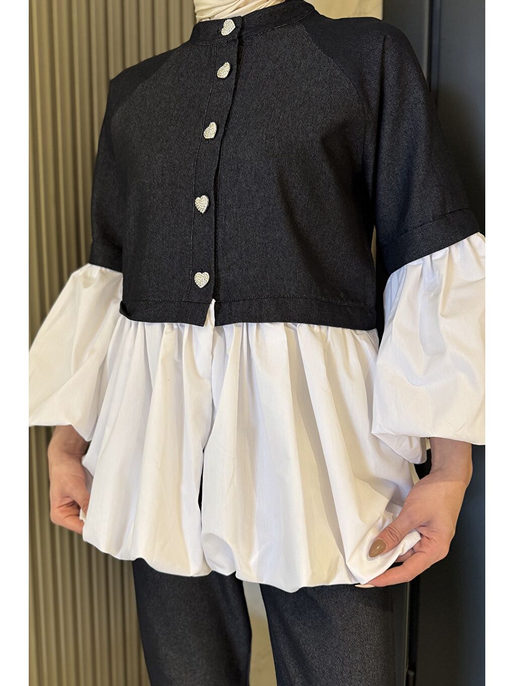 Siyah Balon Kol Garnili Taşlanmış Jean Tunik Pantolon Tesettür İkili Takım-4