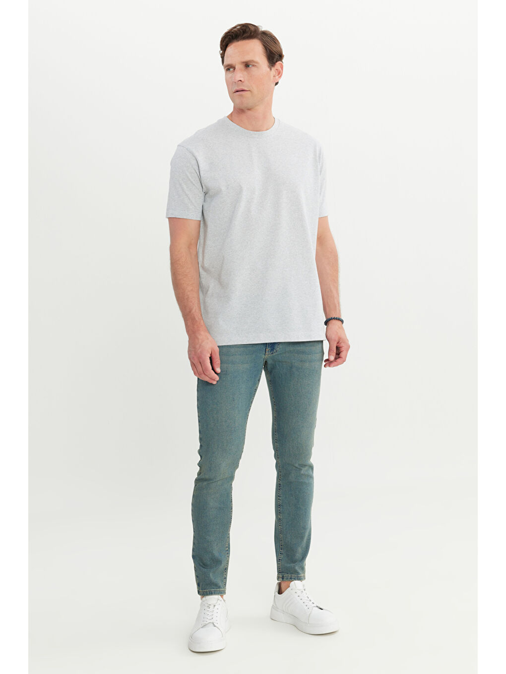 Erkek Gri Melanj Pamuklu Modern Fit Rahat Kesim Bisiklet Yaka Tişört-1