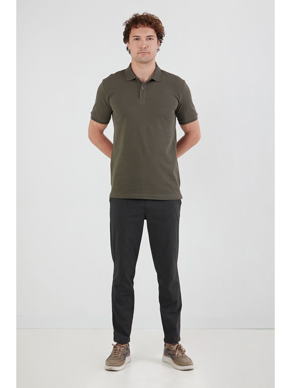 Haki Basic Polo Yaka Yarım Düğmeli Tişört-3