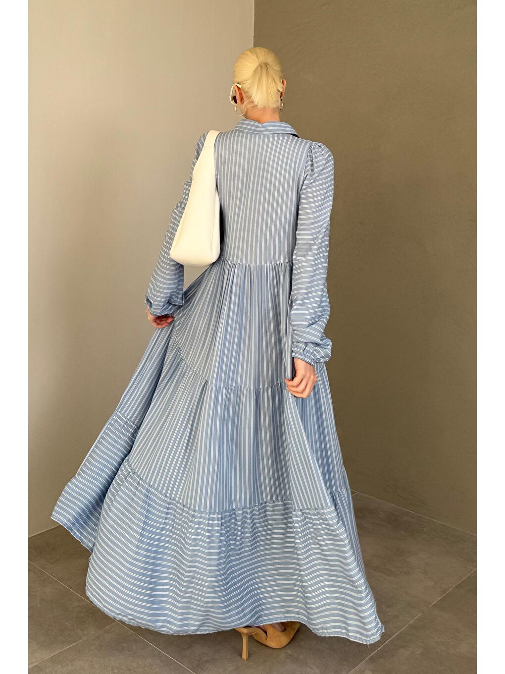 Mavi Düğmeli Puantiyeli Uzun Elbise Mg2404-4