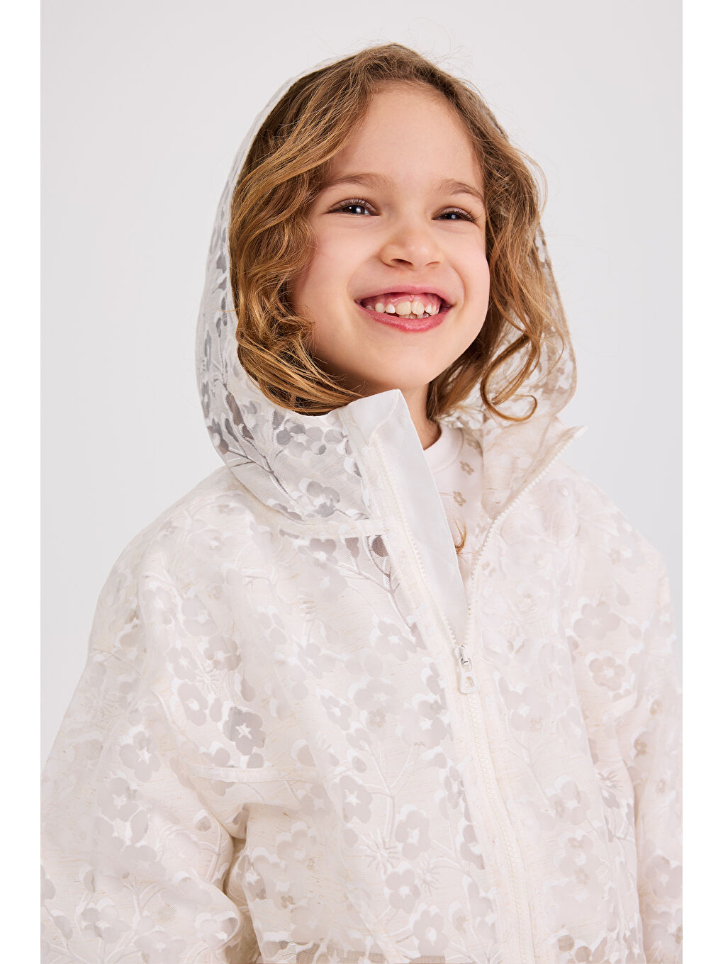 Kız Çocuk Ekru Ceket-2