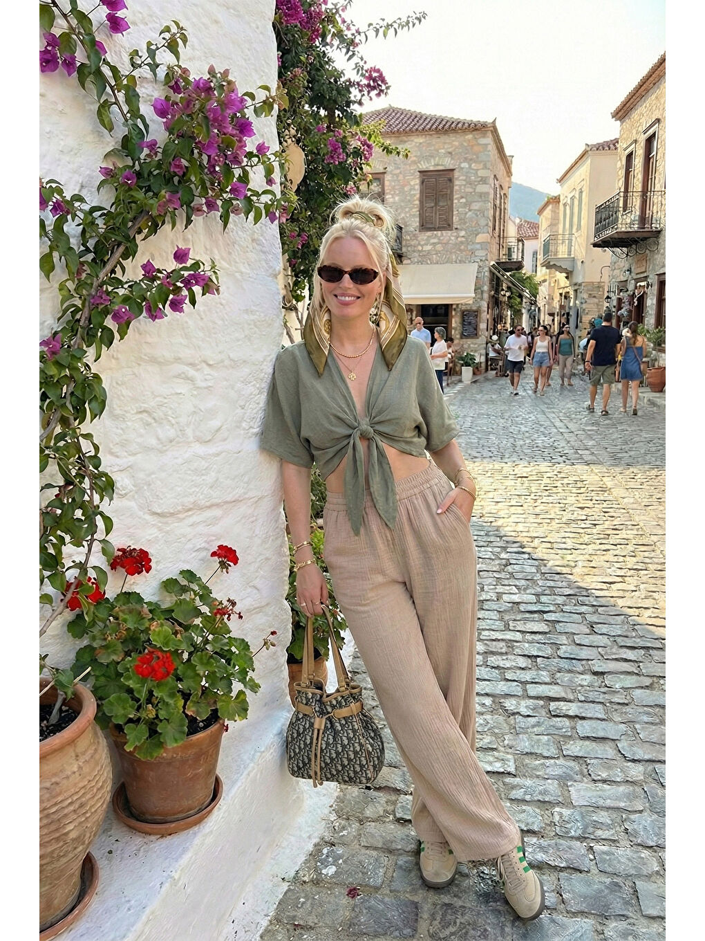 Yeşil Pamuklu Comfort Fit Bağlamalı Yarasa Kol Kadın Bolero 5866354