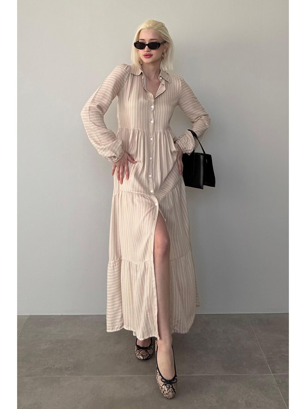 Bej Düğmeli Puantiyeli Uzun Elbise Mg2404