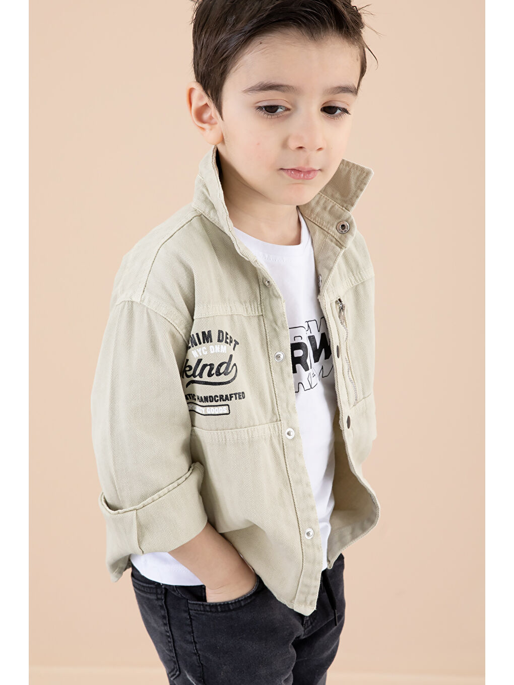 Erkek Çocuk Bej Fermuar Cepli Yazı Baskılı Tişörtlü Ceket 20090-3