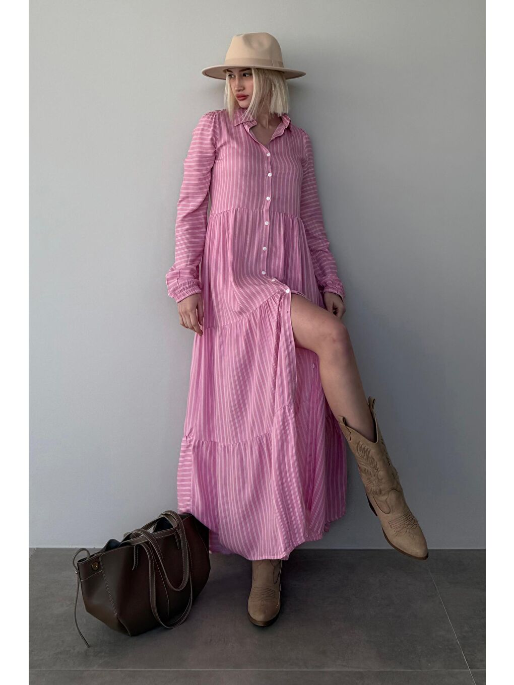 Pembe Düğmeli Puantiyeli Uzun Elbise Mg2404