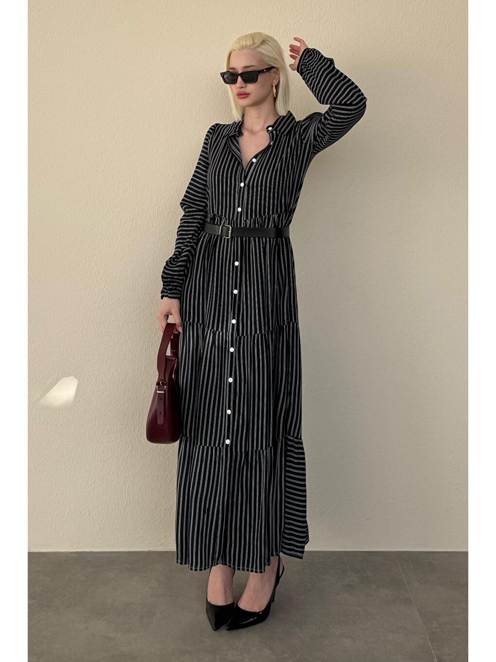 Siyah Düğmeli Puantiyeli Uzun Elbise Mg2392-2