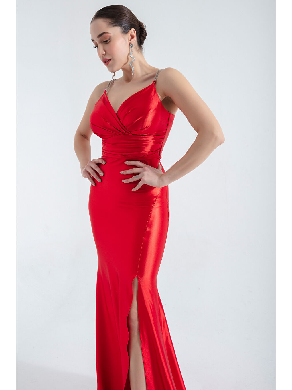 Kadın Kırmızı Taş Askılı Uzun Abiye Elbise-2