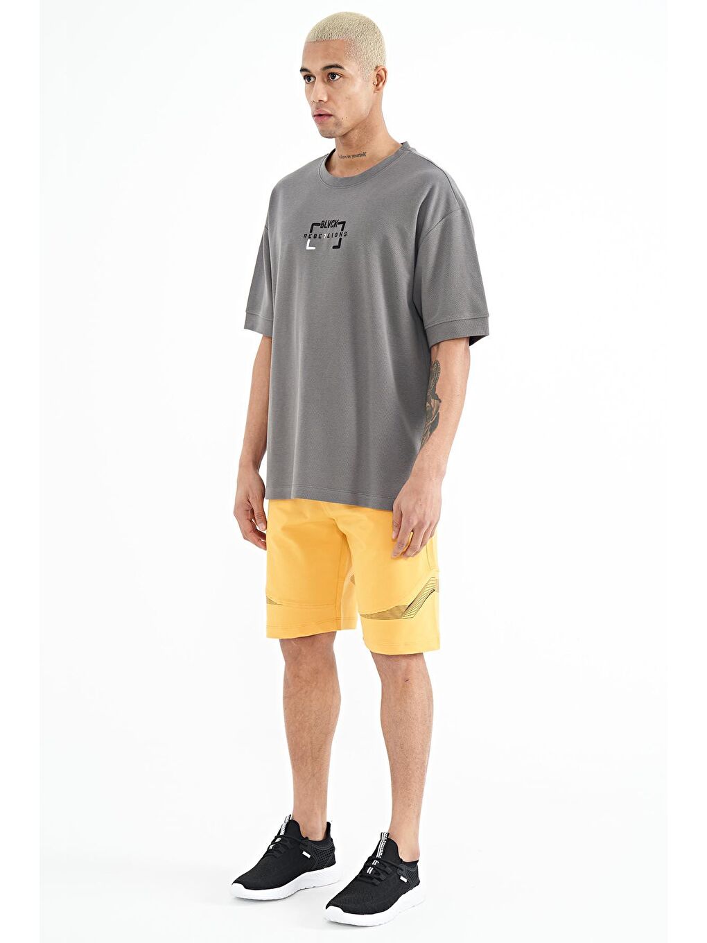 Sarı Hardal Yan Cep Gizli Fermuarlı Baskılı Standart Kalıp Erkek Şort - 81253-2