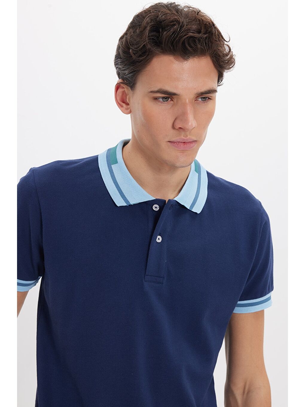 Erkek Slim Fit Dar Kesim %100 Pamuk Düz Pike Yaka Ve Kol Detaylı Lacivert Polo Yaka Tişört-6