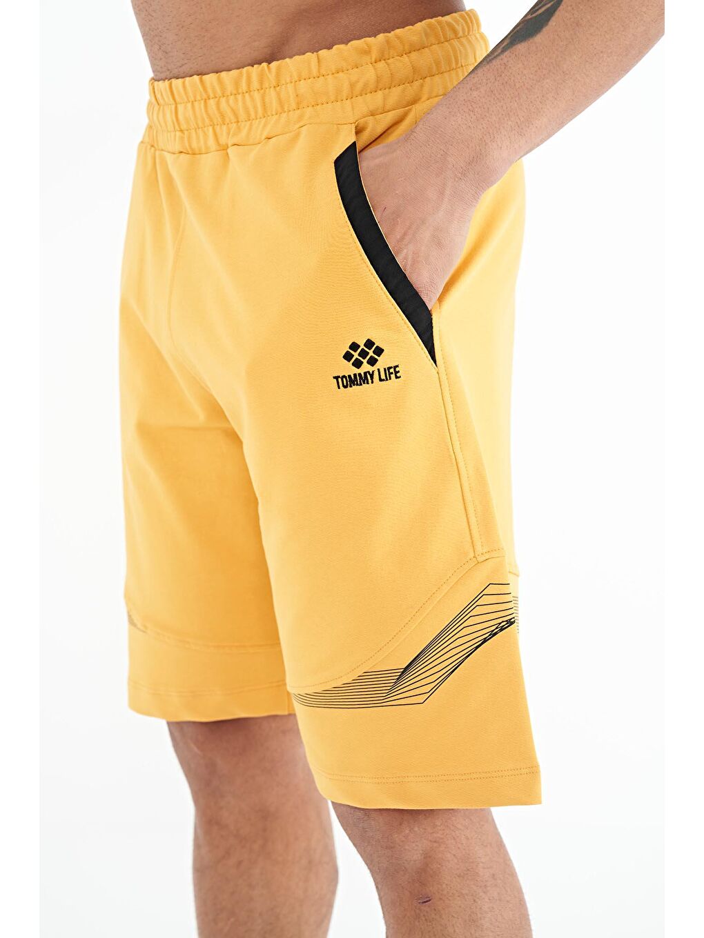 Sarı Hardal Yan Cep Gizli Fermuarlı Baskılı Standart Kalıp Erkek Şort - 81253-3