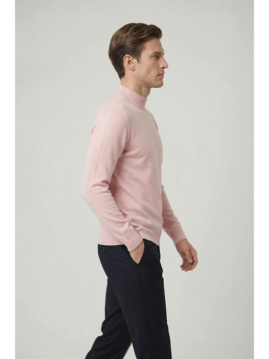 Pembe Standart Fit Pudra Yün Karışımlı Yarım Balıkçı Yaka Düz Desen Triko Kazak-2