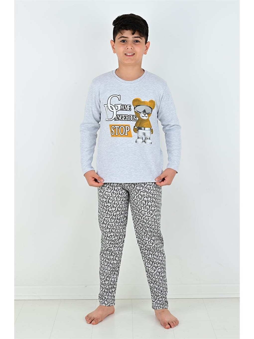 Gri Uzun Kollu Erkek Çocuk Game Dangerous Model Pijama Takımı
