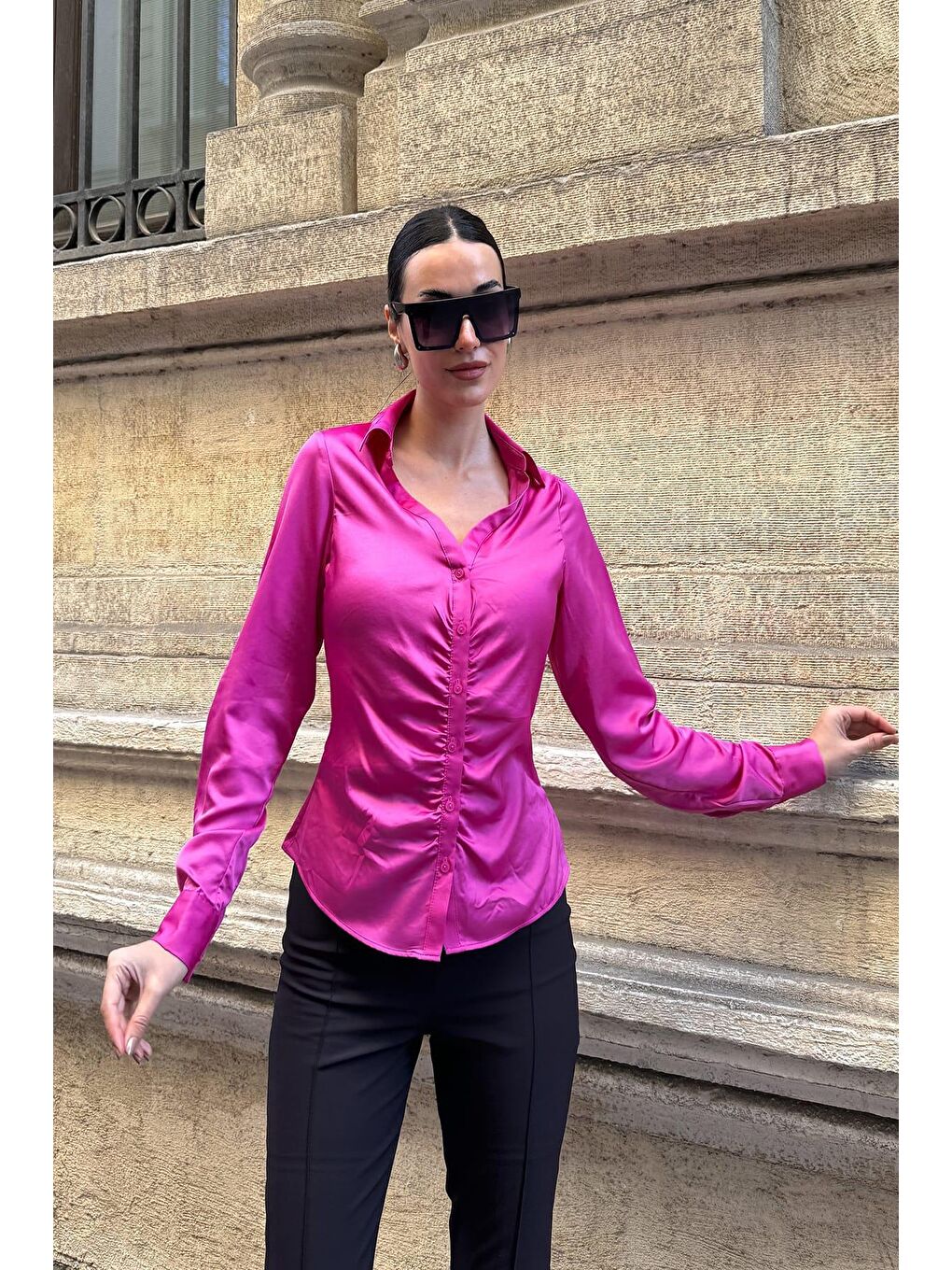 Önü Büzgülü Saten Fuşya Gömlek-1