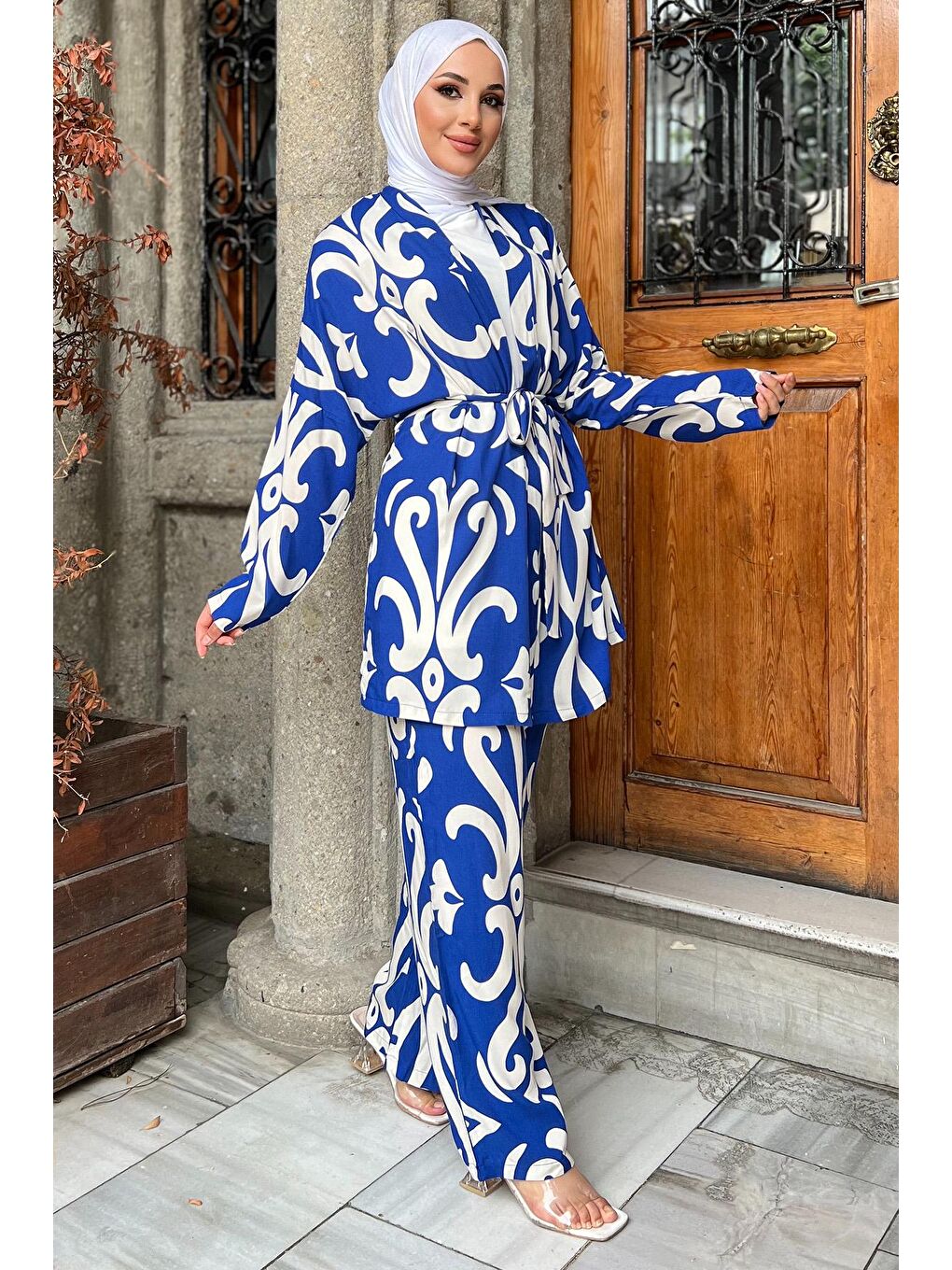 Julude Mavi Desenli Kimono Pantolon Bluz Tesettür Üçlü Takım