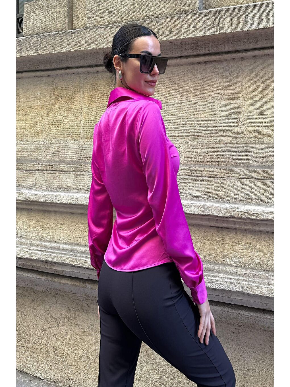 Önü Büzgülü Saten Fuşya Gömlek-4