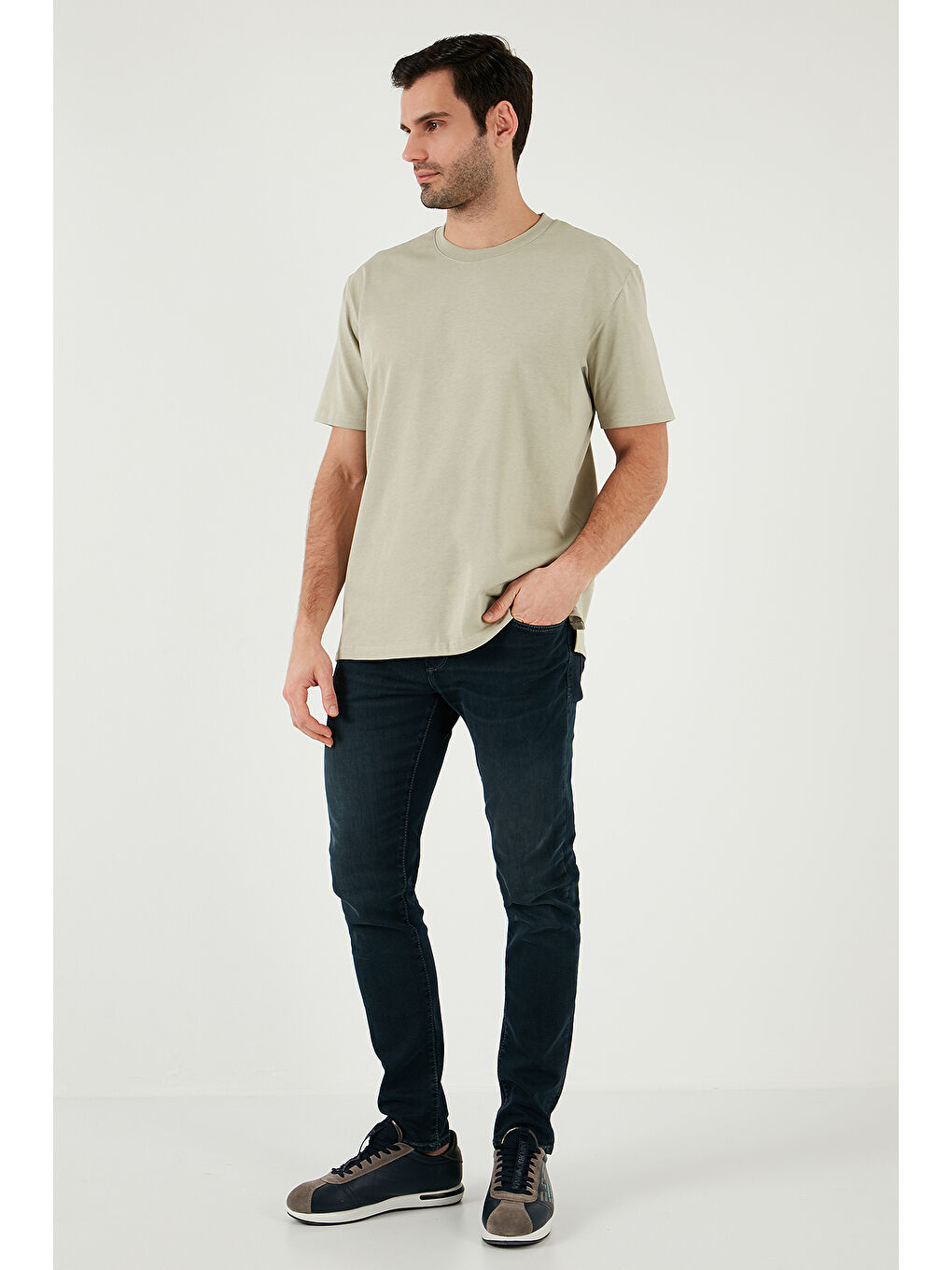 Bej Pamuklu Relaxed Fit Sıfır Yaka Erkek %100 Pamuk Tişört 5905446-1