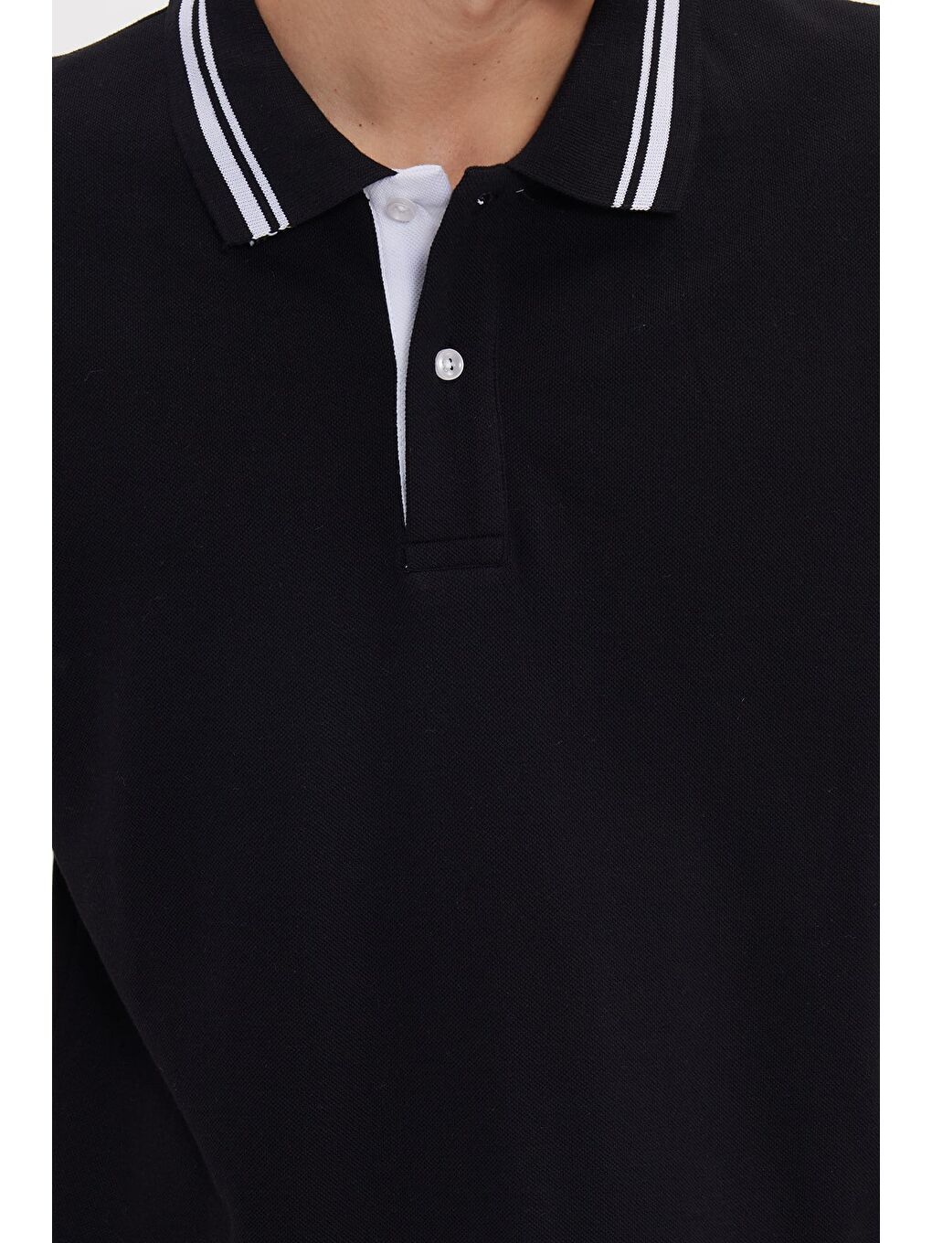 Erkek Slim Fit Dar Kesim %100 Pamuk Düz Pike Yaka Ve Kol Detaylı Siyah Polo Yaka Tişört-3