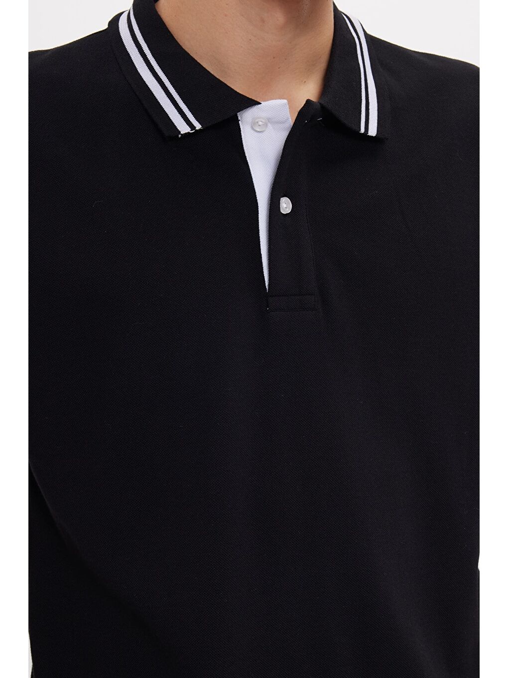 Erkek Slim Fit Dar Kesim %100 Pamuk Düz Pike Yaka Ve Kol Detaylı Siyah Polo Yaka Tişört-4
