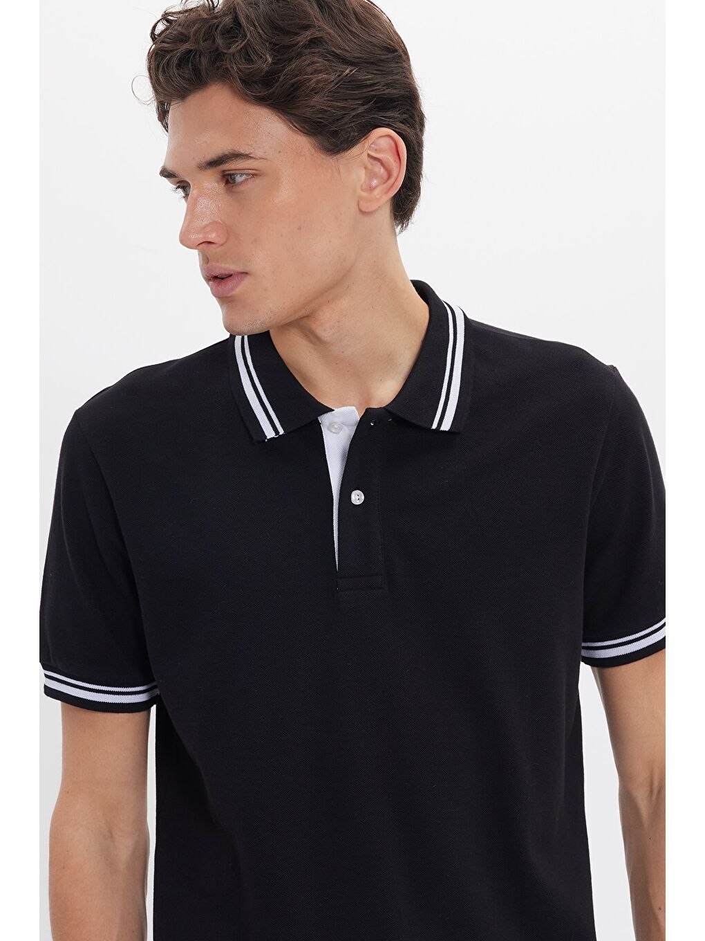 Erkek Slim Fit Dar Kesim %100 Pamuk Düz Pike Yaka Ve Kol Detaylı Siyah Polo Yaka Tişört-6