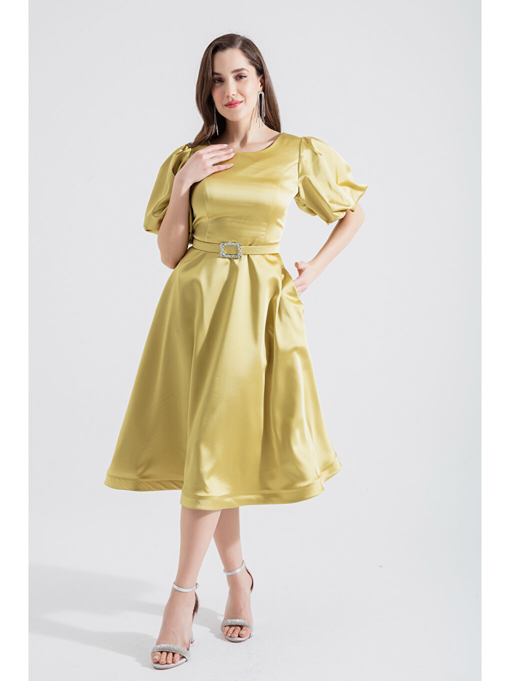 Kadın Yağ Yeşili Balon Kollu Taşlı Kemerli Mini Saten Abiye Elbise-2