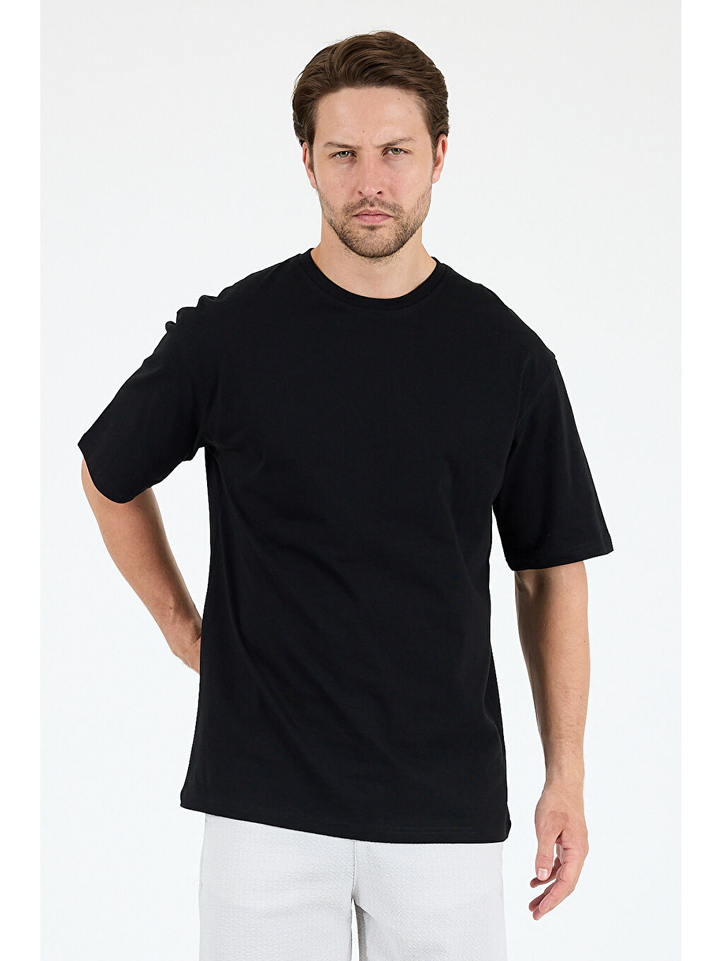 Siyah Bisiklet Yaka Penye Erkek %100 Pamuk Tişört-1