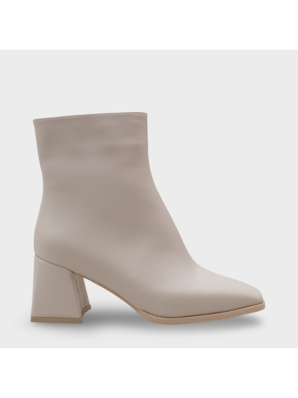 Celine Kadın Bej Topuklu Bot