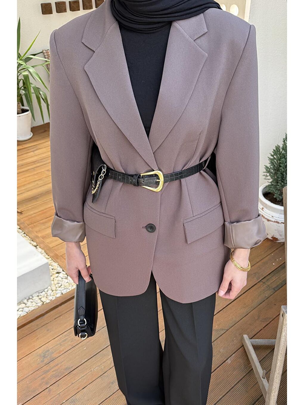 Kahverengi Kemer Detaylı Atlas Ceket Çikolata Kahve-2