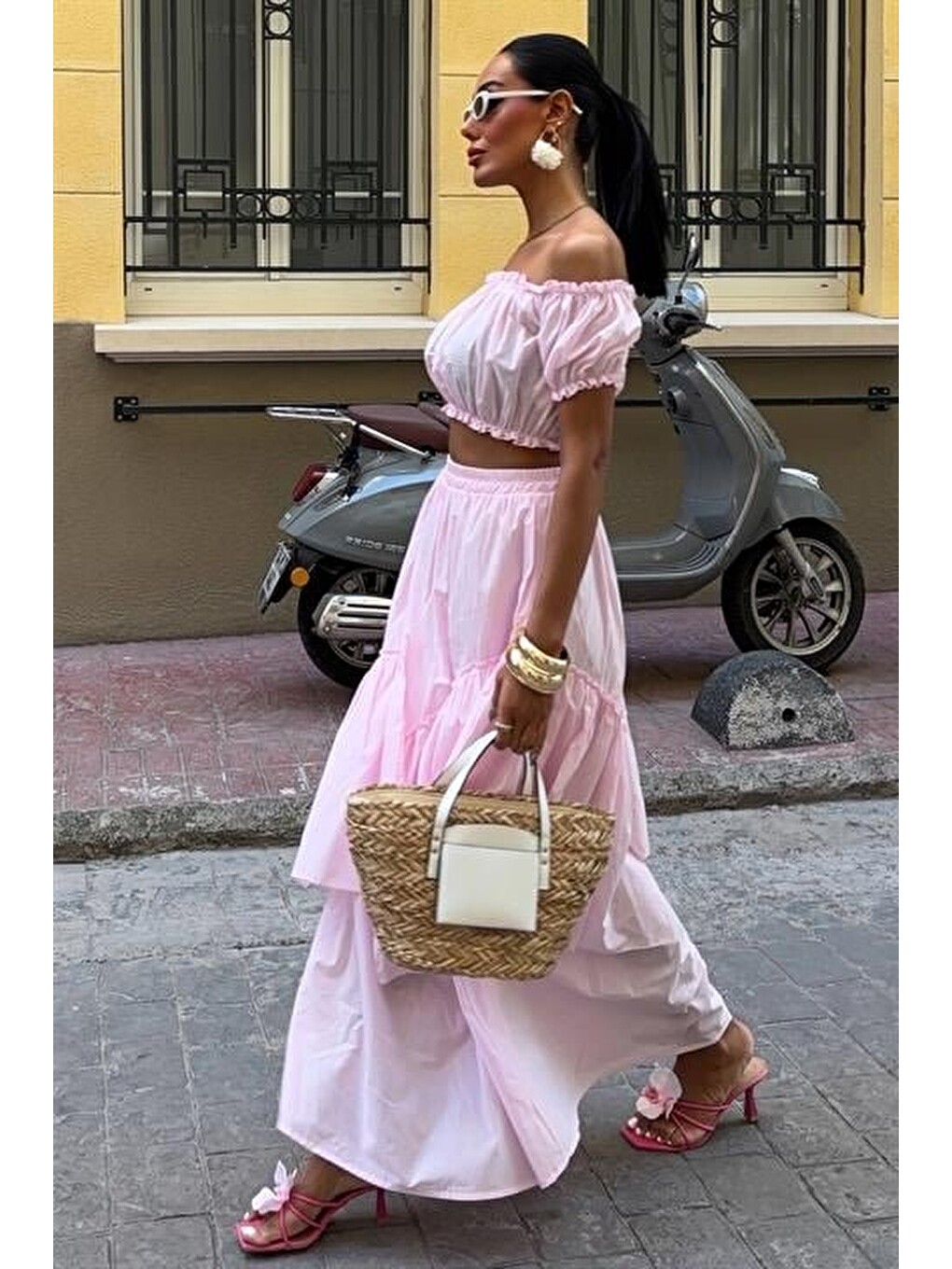 Pembe Büzgülü Crop Kat Detaylı Fırfır Etekli Takım 10196-2