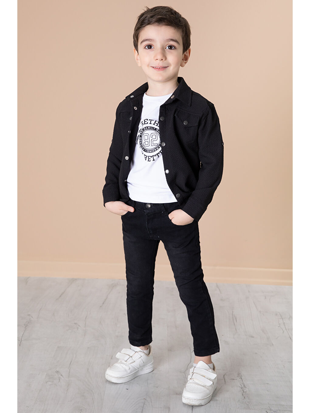 Siyah Erkek Çocuk Çıtçıtlı Gömlekli Pantolonlu 3lü Alt Üst Takım 20260-3
