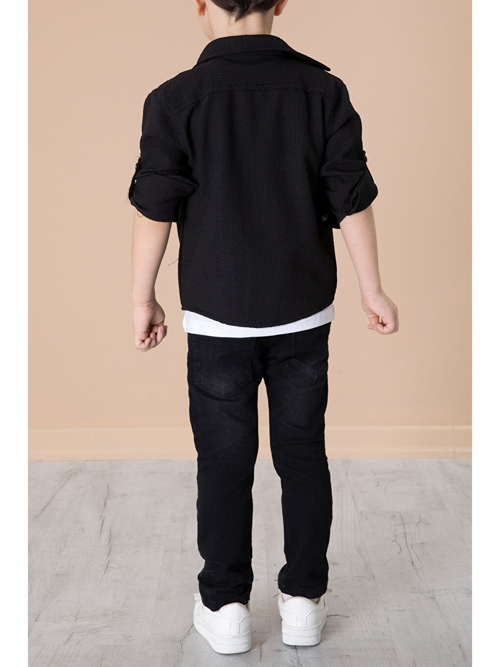 Siyah Erkek Çocuk Çıtçıtlı Gömlekli Pantolonlu 3lü Alt Üst Takım 20260-4