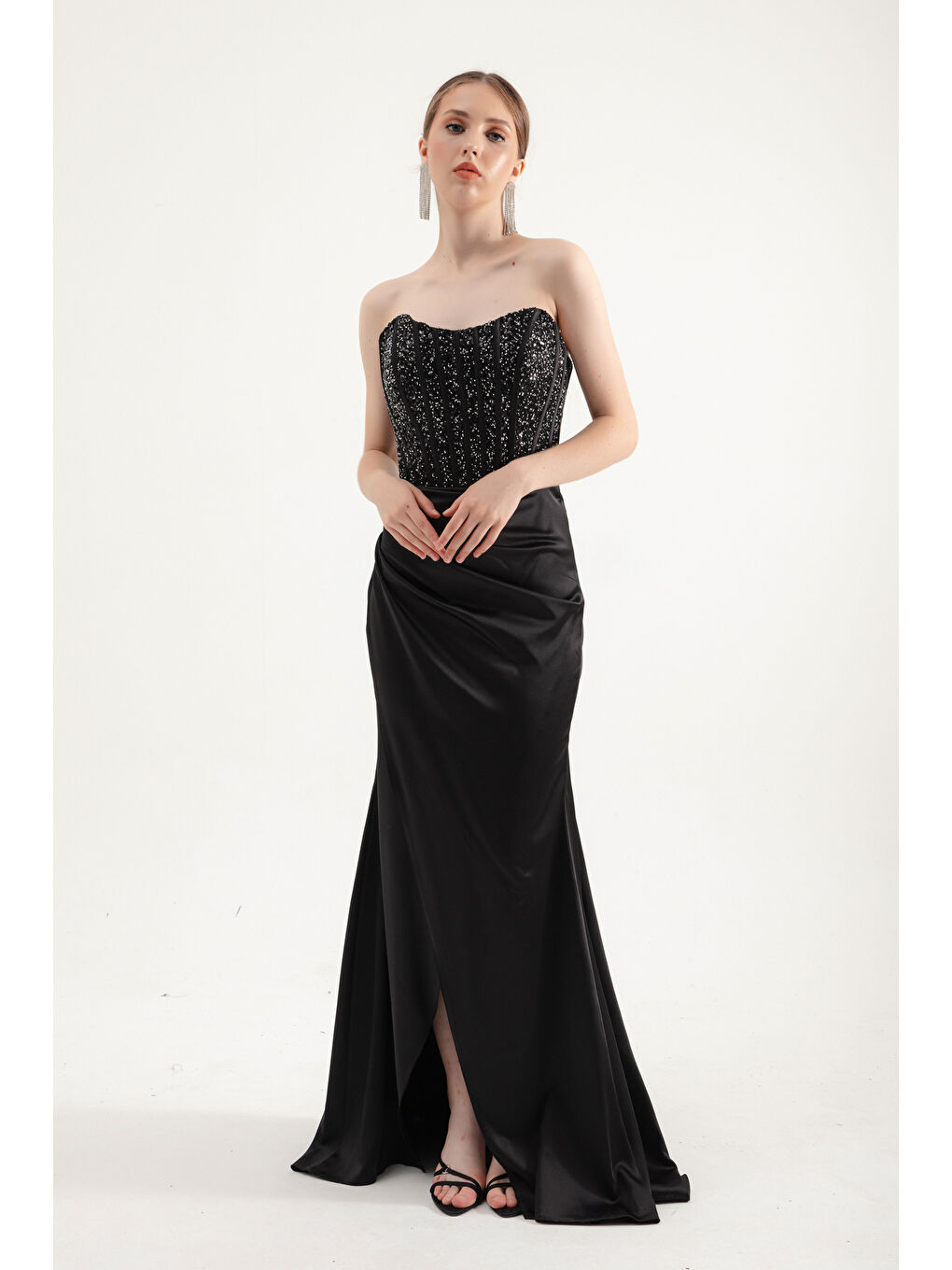 Kadın Siyah Balen Korse Detaylı Taşlı Uzun Abiye Elbise-1