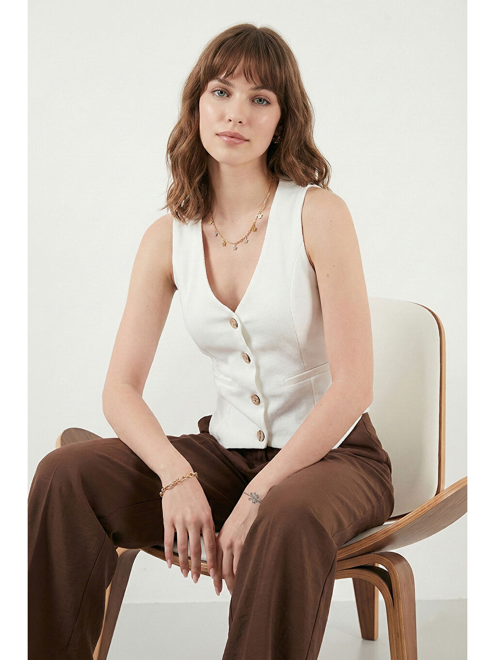 Ekru Fittili Regular Fit V Yaka Düğmeli Kadın Yelek 5866559-3